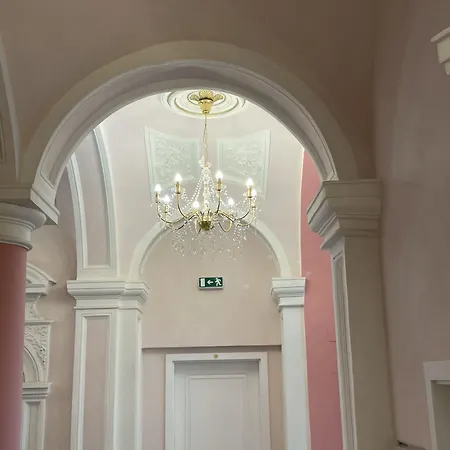 National Museum Διαμέρισμα *